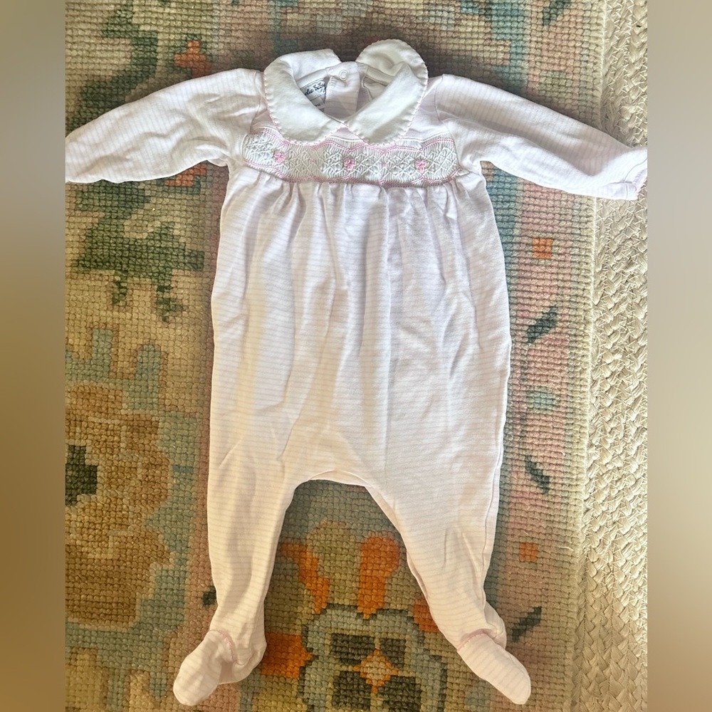Magnolia Baby - Smocked onesie. 3 month.